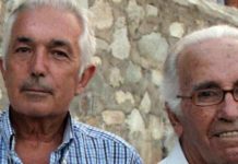 Miguel Serrano, a la izquierda, junto a Tito de San Bernardo, director y profesor de la Escuela de Sevilla. (FOTO: Álvaro Pastor)