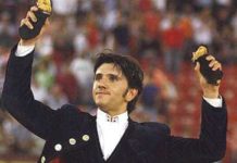 Morante, Ventura y Esaú, triunfadores Diego Ventura, con las dos orejas del último. (FOTO: Verónica Soriano / burladero.com)