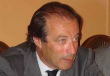 Fernando Domecq (Zalduendo) se explica El ganadero Fernando Domecq se ha explicado en Sevilla Taurina.
