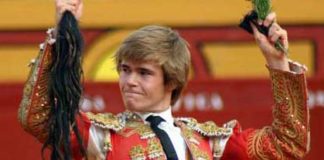 El novillero sevillano Javier Jiménez. (FOTO: Javier Martínez)