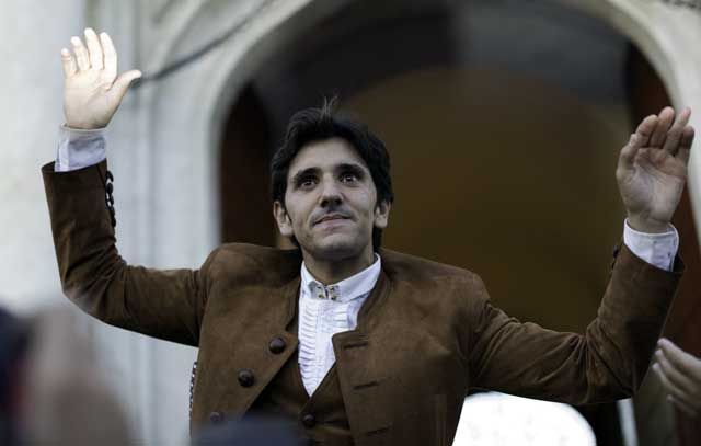 Diego Ventura, por la Puerta del Príncipe esta tarde. (FOTO: Carlos Núñez / Toromedia)