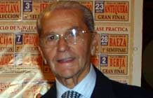 Julio Pérez ‘Vito’, Insignia de honor de la Peña Taurina ‘Los mayores de Sevilla’