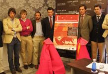 Aprendiendo a ser torero Presentación del curso en Sevilla.