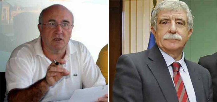 El presidente de los abonados sevillanos, Diego Martínez, y Manuel Brenes, director general de Espectáculos de la Junta de Andalucía.