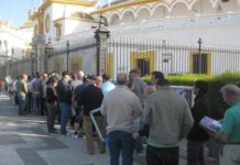 Colas en la Maestranza