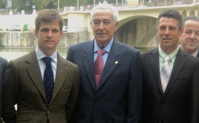 El Juli, Ramón Vila y Pablo Delgado. (FOTO: Javier Martínez / SEVILLA TAURINA)