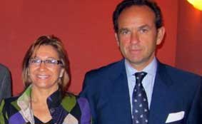 La delegada Carmen Tovar y 'su' nuevo presidente, Fernández-Figueroa.