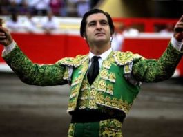 Morante, en su tarde triunfal en Bilbao. (FOTO: Maurice Berho/mundotoro.com)