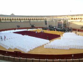 Máximo respeto a la plaza en el montaje del concierto de José Manuel Soto. (FOTO: Javier Martínez)