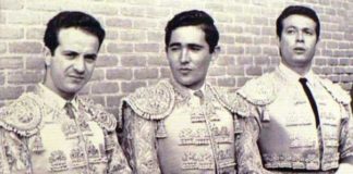 Los sevillanos Diego Puerta, Paco Camino y Curro Romero.