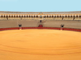 Vista de la plaza de toros de Sevilla.
