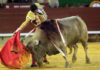 Daniel Luque toreando al sexto hoy en Castellón. (FOTO: Fernando Juárez/mundotoro.com)