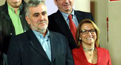 El viceconsejero de Gobernación y Justicia de la Junta de Andalucía, Juan Jesús Jiménez, junto a la muy polémica y criticada delegada de la Junta en Sevilla, Carmen Tovar.