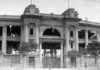 Fachada principal de la desaparecida Plaza Monumental de Sevilla, en el barrio de San Bernardo. (FOTO: Fototeca Municipal de Sevilla)