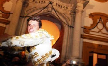 Lama de Góngora, por la Puerta del Príncipe.