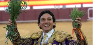 Oliva Soto, esta tarde en Cabeza la Vaca (Badajoz). (FOTO: Gallardo/badajoztaurina.com)
