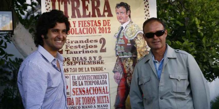 Morante y Pepe Luis Vázquez, esta tarde en El Toruño (Utrera). (FOTO: Toromedia)