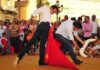 Toreo de salón en pleno centro de Huelva. (FOTO: Vicente Medero/huelvataurina.com)