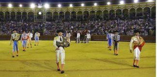 Excelente asistencia de público a las novilladas de promoción. (FOTO: lamaestranza.es)