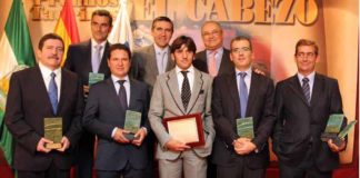Acto de entrega a los premios en Huelva.