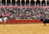 La empresa de Sevilla quiere seguir manteniendo dos festejos de rejones en la Feria de Abril. (FOTO: lopez.matito.com)