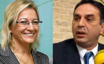 La ex delegada de la Junta, Carmen Tovar, y el actual, Javier Fernández, que parece seguir la nefasta senda de su antecesora.