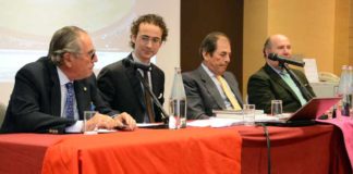 Los hermans Eduardo y Antonio Miura durante el acto del Club Taurino de Milan.