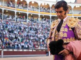 Morante de la Puebla sale de Las Ventas entre pitos esta tarde. (FOTO: las-ventas.com)