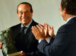 Curro, en el homenaje del Foro Heliópolis por su apoyo al Betis.