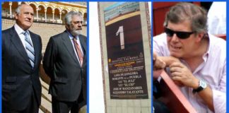 Los empresarios Ramón Valencia y Eduardo Caorea; el cartel erróneo que figura junto a las taquillas de la plaza; y el jefe del Sercicio de Espectáculos de la Junta de Andalucía en Sevilla, José Antonio Delgado.