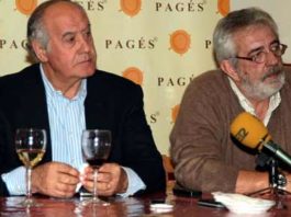 Ramón Valencia y Eduardo Canorea, en la polémica comida informativa con parte de la prensa taurina de Sevilla. (FOTO: Arjona)