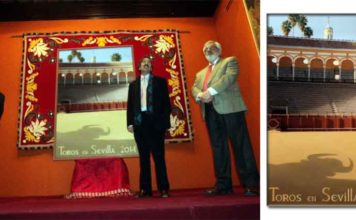 El cartel que anunciará la polémica Feria 2014 en Sevilla. (FOTOS: Javier Martínez)