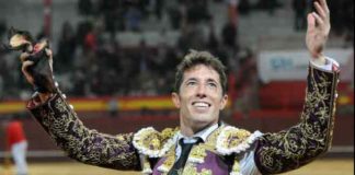 Manuel Escribano en su triunfal reaparición esta tarde en Valdemorillo. (FOTO: Julián López)