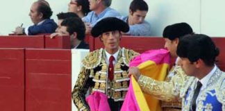 Finito de Córdoba en la plaza de Utrera en abril de 2011.