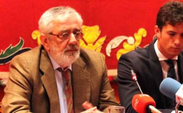 Eduardo Canorea durante la presentación de carteles. (FOTO: Javier Martínez)