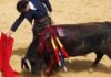 Diego Ventura toreando parte de su segunda faena a pie esta mañana en Paterna del Campo. (FOTO: Teresa Carreto / Huelva Taurina)