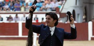 Diego Ventura, hoy en la plaza de toros de León. (FOTO: González Arjona)