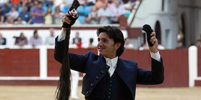 Diego Ventura, hoy en la plaza de toros de León. (FOTO: González Arjona)