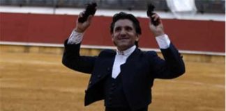 Diego Ventura, con su triunfo de hoy domingo en Priego de Córdoba. (FOTO: González Arjona)