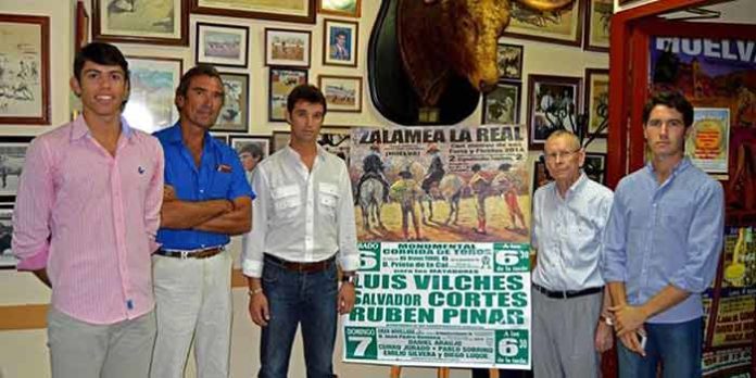 Los sevillanos Luis Vilches y Daniel Araujo asistieron a la presentación de los festejos de Zalamea. (FOTO: Víctor Palmar)