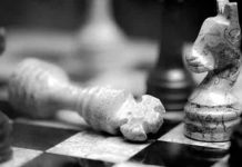 El campo de batalla entre los toreros y Canorea se libra como una estratégica partida de ajedrez en la que algunas piezas caerán sometidas.