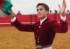 El rejoneador sevillano Manuel Moreno, tras su actuación en la plaza portuguesa de Granja. (FOTO: Borja Moya)