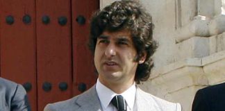Los empresarios de la Maestranza se agarran a Morante como último recurso ante otro fracaso en la programación taurina.