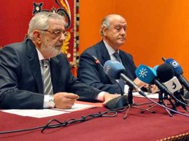 Eduardo Canorea y Ramón Valencia, en la presentación de los carteles de la temporada 2015. (FOTO: Toromedia)