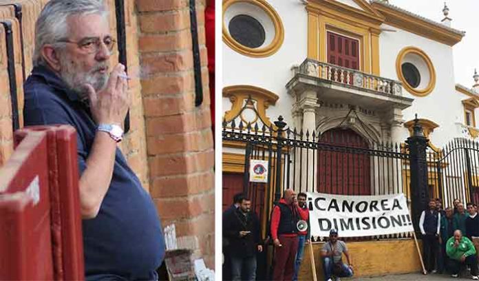 Eduardo Canorea se había convertido en un lastre para la Maestranza por los continuos conflictos generados en los últimos años. (FOTOS: Javier Martínez)