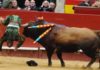 La cornada de Santi Acevedo en Valenia. (FOTO: Alberto de Jesús/Mundotoro)