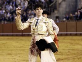 López Simón.