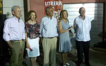 Utrera homenajea a la familia Guardiola imagen del acto de homenaje a la casa Guardiola en Utrera.
