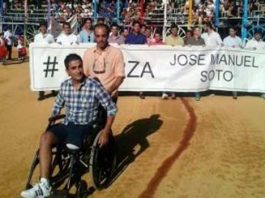 El banderillero José Manuel Soto, en el homenaje del mes pasado en la Feria de su pueblo, La Algaba.