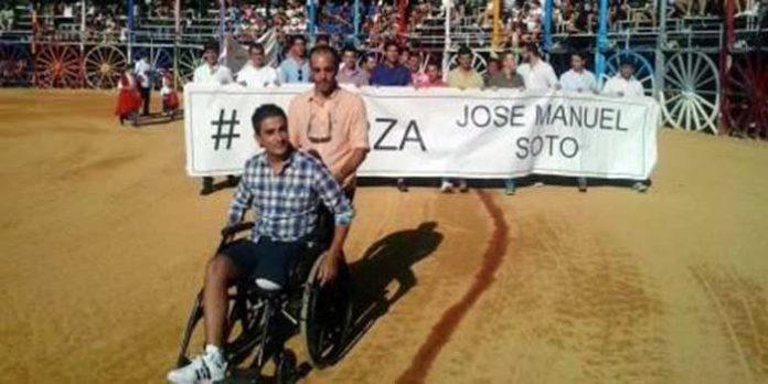 El banderillero José Manuel Soto, en el homenaje del mes pasado en la Feria de su pueblo, La Algaba.